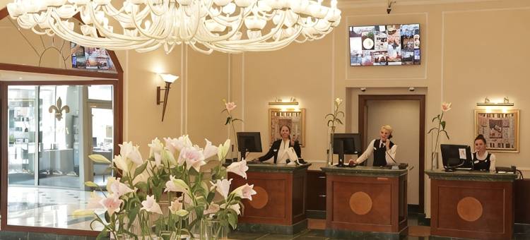 布拉迪斯拉发丽笙卡尔顿酒店(Radisson Blu Carlton Hotel Bratislava)图片