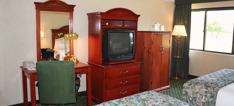 AmericInn酒店大急流城机场北(AmericInn by Wyndham Grand Rapids Airport North)图片