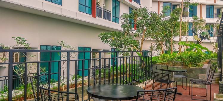 Urban Look Studio Apartment at LRT City Bekasi By Travelio图片