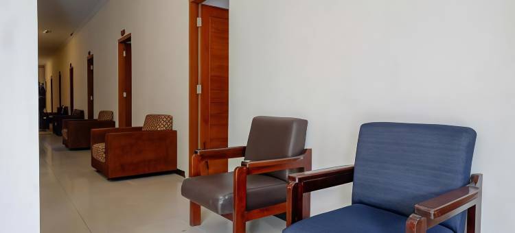 红多兹酒店@沃诺萨里路KM.9(RedDoorz @ Jalan Wonosari KM.9)图片