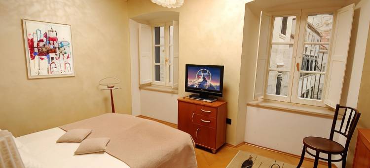 赛林伽公寓(Celenga Apartments with Free Offsite Parking)图片
