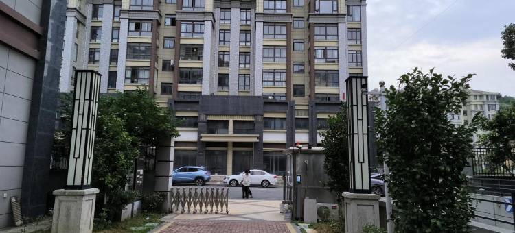 长短租可谈宝马车使用权三坊七巷长乐游神公寓(漳湖路分店)图片