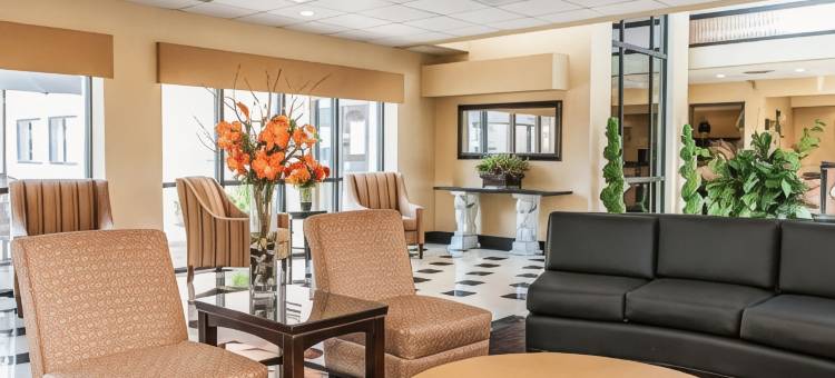 马图恩南品质套房酒店(Quality Inn & Suites Mattoon South)图片