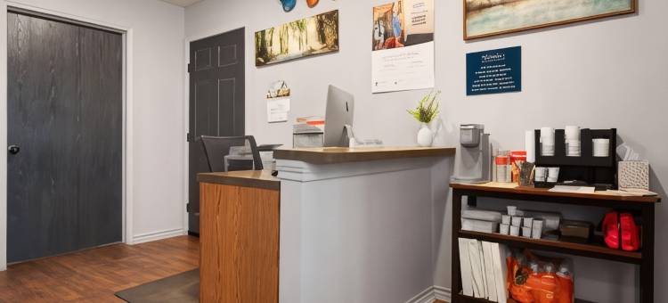 科图拉鹰巢 - 温德姆旅屋(Eagle's Den Suites Cotulla a Travelodge by Wyndham)图片