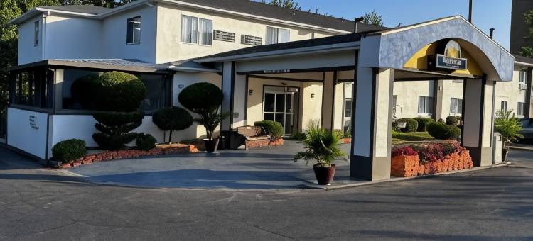 朗内米德费城地区戴斯酒店(Days Inn by Wyndham Runnemede Philadelphia Area)图片