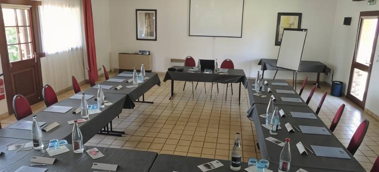 基里亚德酒店-德沙托鲁(Kyriad Chateauroux)图片