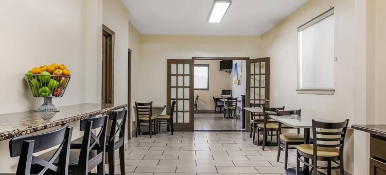 科特斯戴斯酒店(Days Inn by Wyndham Cortez)图片