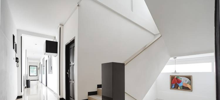 红多兹高级酒店-加兰瑞丹因坦(RedDoorz Plus @ Jalan Raden Intan Lampung)图片