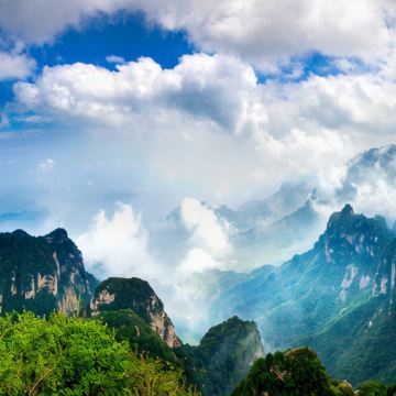 山西太行山大峡谷+王莽岭风景区+黄崖洞文化旅游区+娘子关景区+大寨景区+昆山挂壁公路7日6晚跟团游