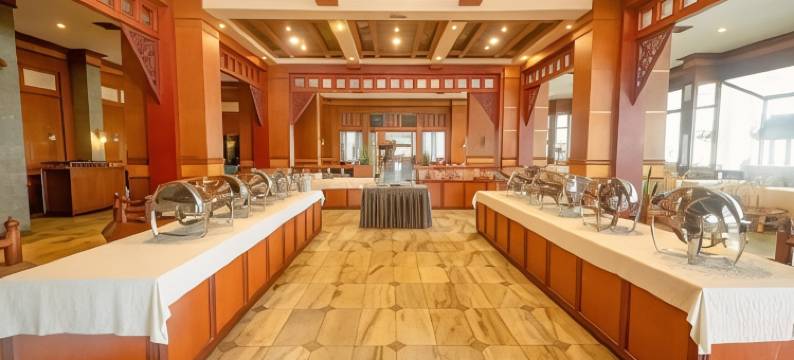 欢迎中天海滩酒店(Welcome Jomtien Beach Hotel)图片