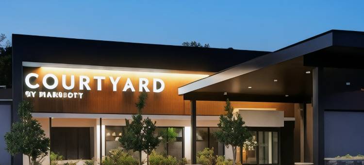 伯明翰荷姆伍德万怡酒店(Courtyard Birmingham Homewood)图片