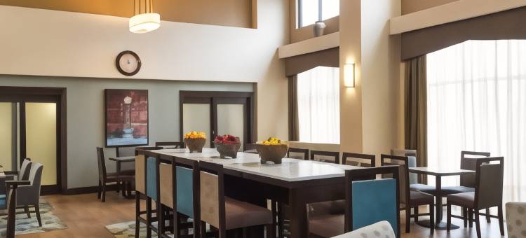 詹姆斯敦欢朋酒店及套房(Hampton Inn & Suites Jamestown)图片