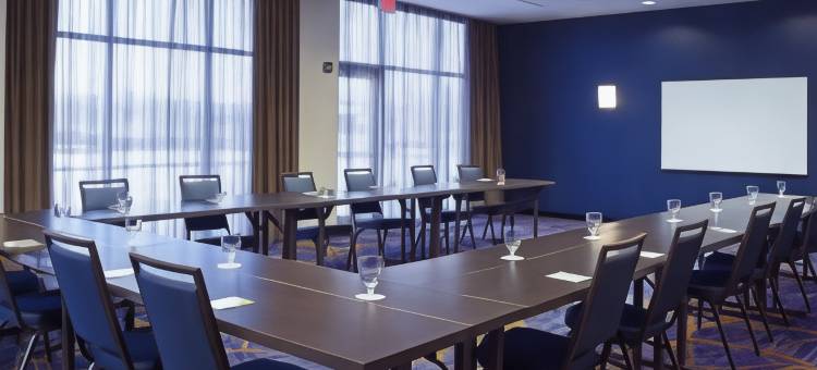 阿伯丁里普肯体育场万怡酒店(Courtyard Aberdeen at Ripken Stadium)图片