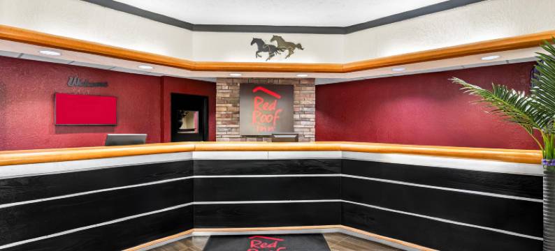 温泉城红屋顶客栈(Red Roof Inn Hot Springs)图片