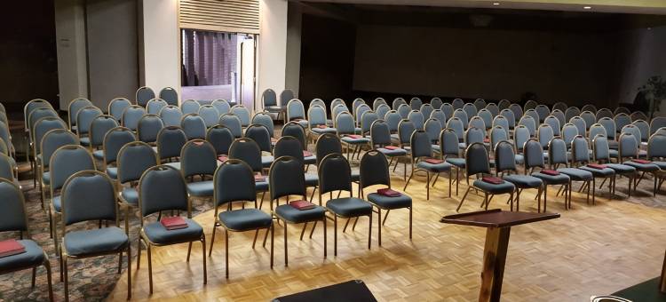 南派恩斯派恩赫斯特温德姆戴斯酒店及会议中心(Days Inn & Conf Center by Wyndham Southern Pines Pinehurst)图片