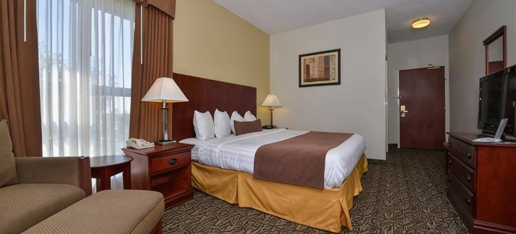 路易斯维尔贝斯特韦斯特优质套房酒店(Best Western Plus Louisville Inn  Suites)图片