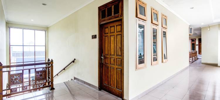苏拉卡尔塔 O Manahan和Manahan体育场酒店(原Atma Bhakti)(Hotel O Manahan Near Stadium Manahan Solo Formerly Atma Bhakti)图片