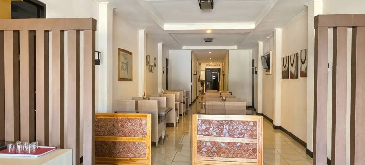 克唐古甘安格拉尼酒店(Anggraeni Hotel Ketanggungan)图片