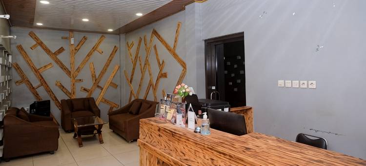 八马兰Urbanview l'Tefa酒店(Urbanview Hotel l'Tefa Pemalang)图片