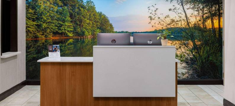 穆尔斯维尔拉昆塔温德姆套房酒店(La Quinta Inn & Suites by Wyndham Mooresville)图片