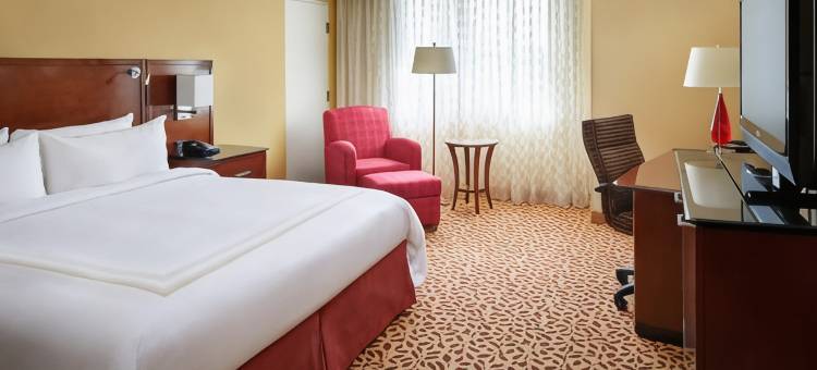 克里夫兰机场温德姆酒店(Wyndham Cleveland Airport)图片