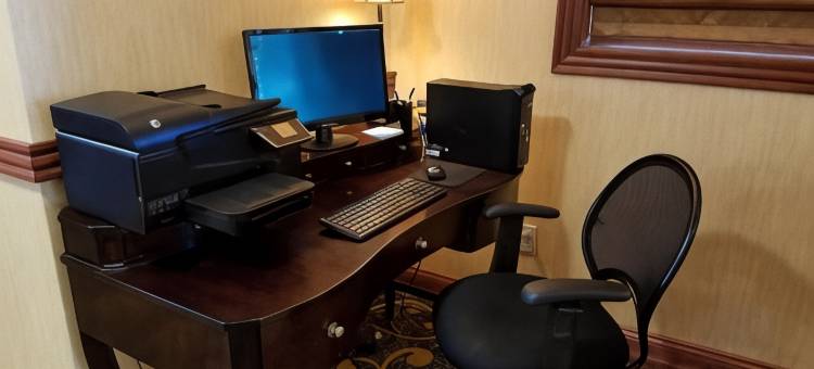 Holiday Inn Express 砍伐(麦迪逊区)(Holiday Inn Express Deforest (Madison Area))图片