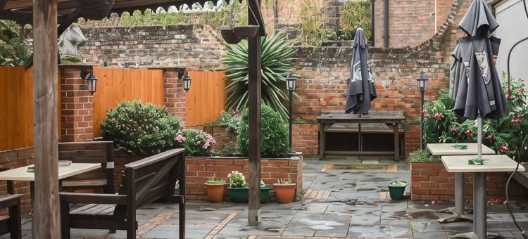 皇冠与伍尔派克酒店(The Crown and Woolpack)图片