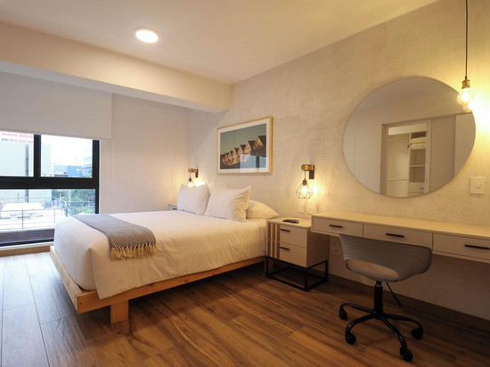 Wynwood Colon在Miraflores