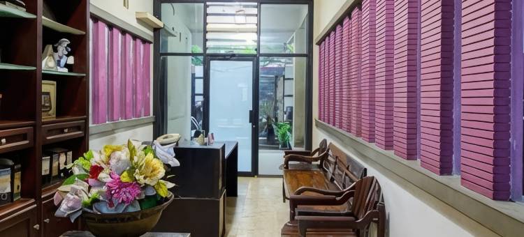 宾塔洛托巴纳旅馆(OYO 90696 Tobana House Bintaro)图片