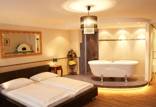 Altstadthotel KasererbräuHotel Overview