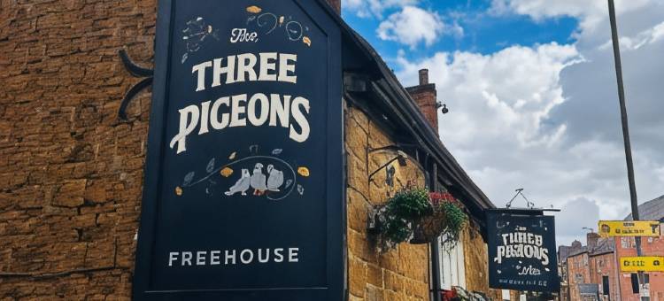 三只鸽子旅馆(The Three Pigeons Inn)图片