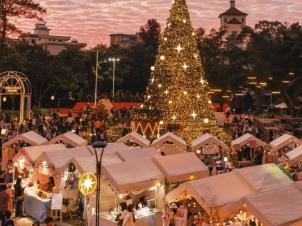 Guangzhou's largest Christmas tree is in this southern fairytale utopia