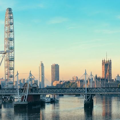 英国11日私家团