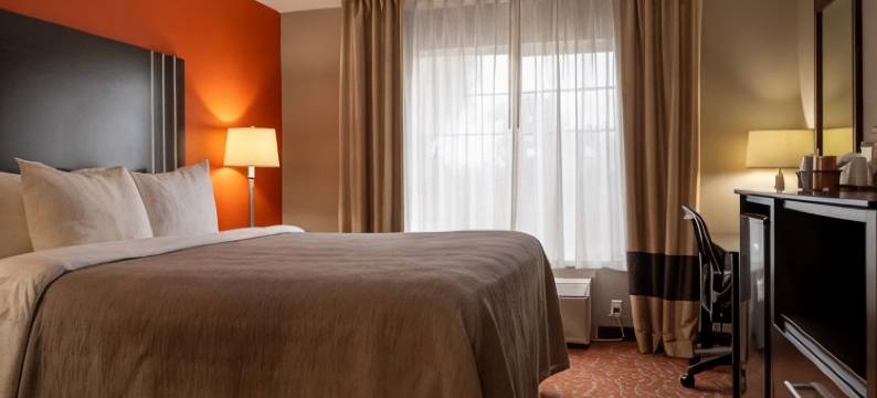 西北弗雷斯诺凯艺酒店(Quality Inn & Suites Fresno Northwest)图片