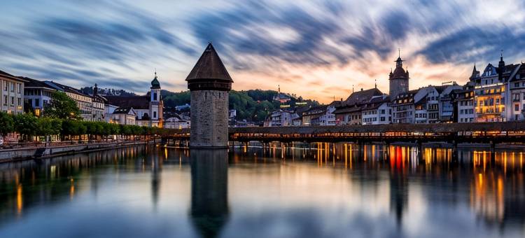 卢塞恩施威霍夫酒店(Hotel Schweizerhof Luzern)图片
