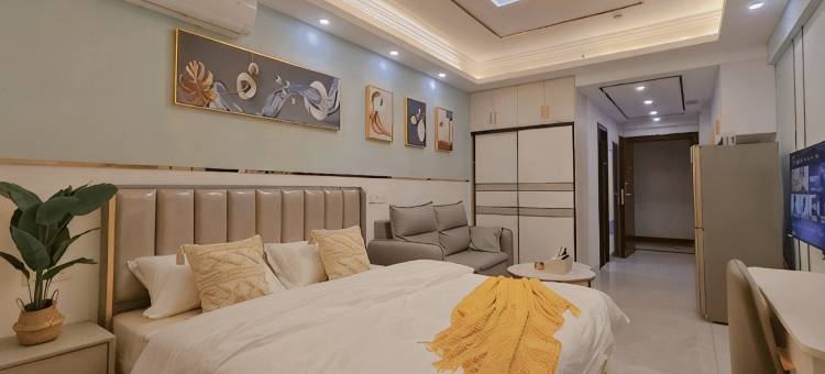 岚栖服务公寓(万达店)图片