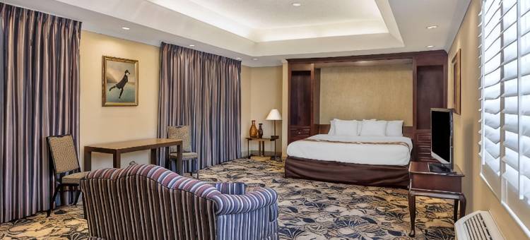 海湾花园凯艺套房酒店(Quality Inn & Suites Garden of the Gulf)图片