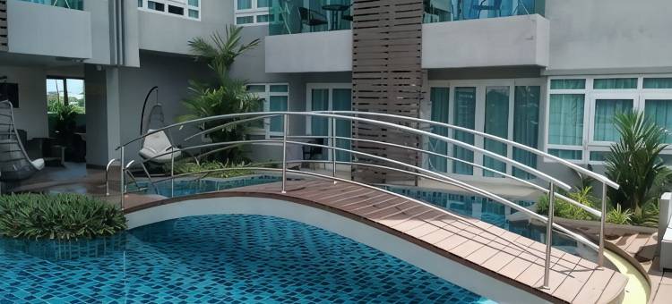在奈哈恩的卡丽普索花园(Calypso Gardens in Nai Harn)图片
