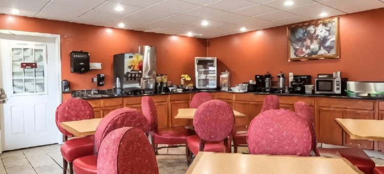 罗德威酒店梅德福南I-5(Rodeway Inn Medford South I-5)图片