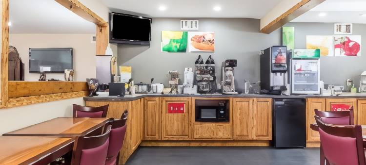 伊利诺伊芒特弗农凯艺酒店(Quality Inn Mount Vernon, IL)图片