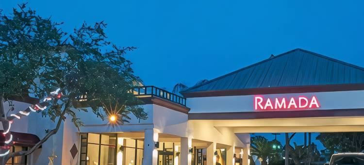 休斯顿洲际机场东华美达酒店(Ramada by Wyndham Houston InterContinental Airport East)图片