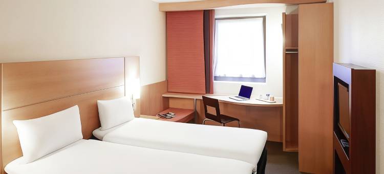 利兹中心马尔堡街宜必思酒店(Ibis Leeds Centre Marlborough Street)图片
