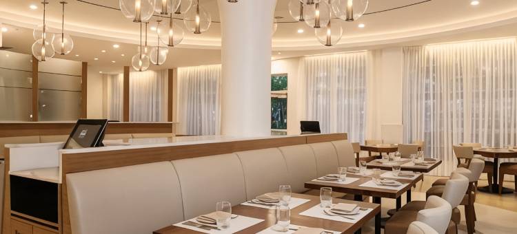 伊贝罗斯塔浪潮伯克利海岸酒店(Iberostar Waves Berkeley Shore)图片