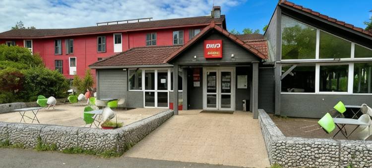 恩佐崔普斯凡尔赛基里亚德直营酒店(Enzo Hotels by Kyriad Direct Trappes)图片