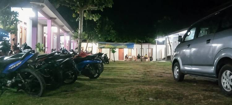 卡朗劳特萨扬赫朗酒店(Penginapan Karanglaut Sayangheulang)图片