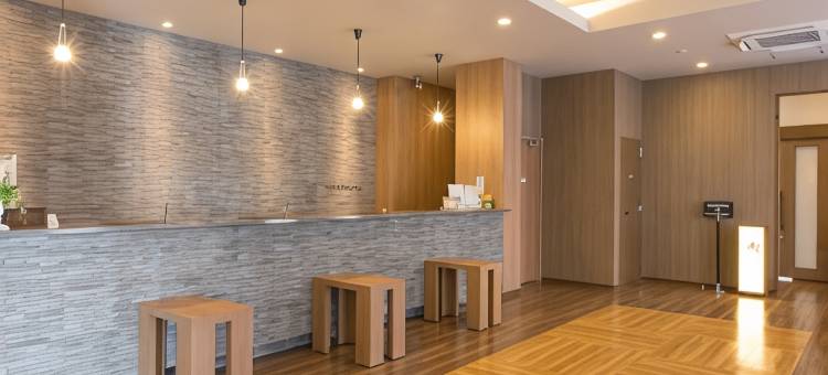 露樱酒店东近江八日市站前店(Hotel Route-Inn Higashiomi Yokaichi Ekimae)图片