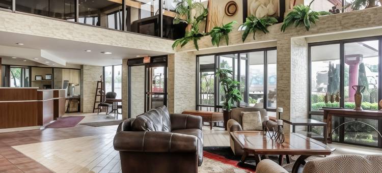 断箭-土萨凯隆酒店(Clarion Hotel Broken Arrow - Tulsa)图片