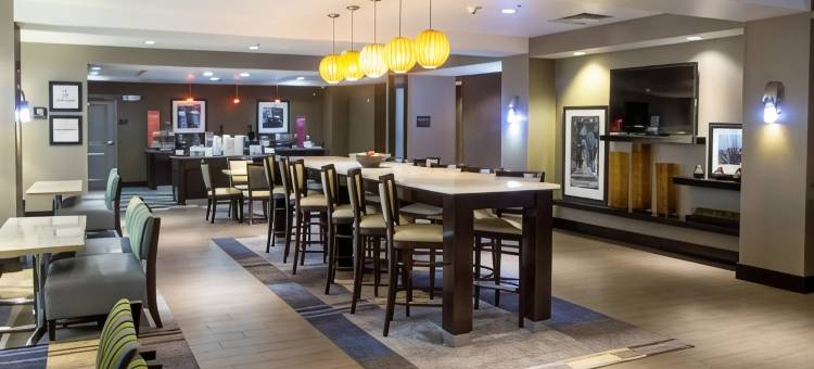 牛津会议中心欢朋酒店(Hampton Inn Oxford/Conference Center)图片