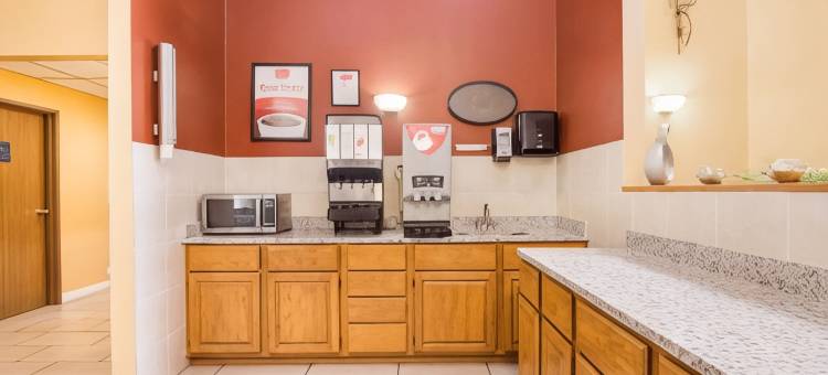 伊克诺旅馆-莱克米尔斯(Econo Lodge Lake Mills)图片