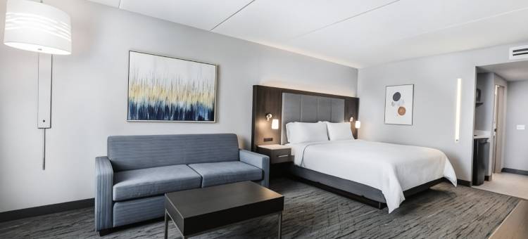 多伦多机场南洲际智选假日套房酒店(Holiday Inn Express & Suites Toronto Airport South)图片